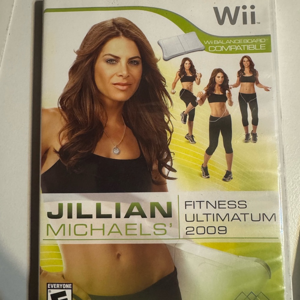 Jillian Michaels Fitness Ultimatum 2009 - Green and White